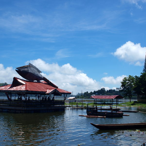The famous Lake Sebu – Lost paths